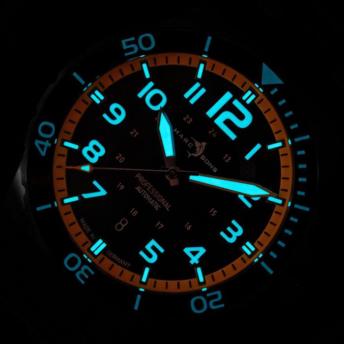 Yellow Black Ceramic DLC - 42,5mm