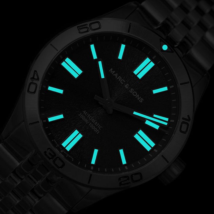 ELEGANCE BLACK - 39.5mm